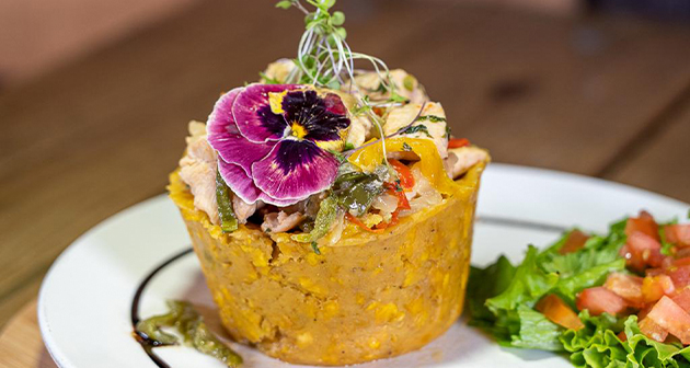La Vieja Historia Barra & Cocina - Naranjito