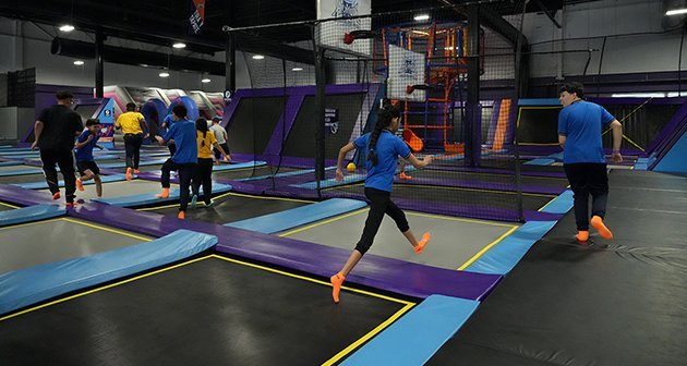 Altitude Trampoline Park, Formula Fun, Catapult Trampoline Park y Summit Trampoline Park