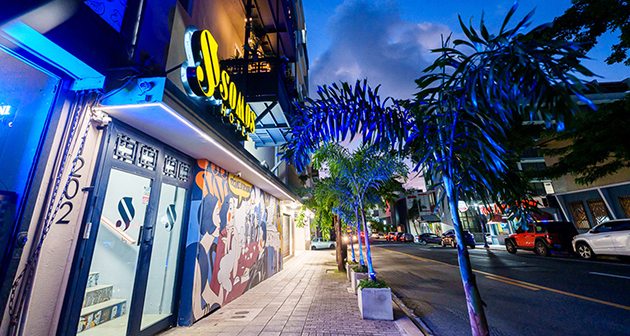 Somos Hotel - Santurce (FINES DE SEMANA)